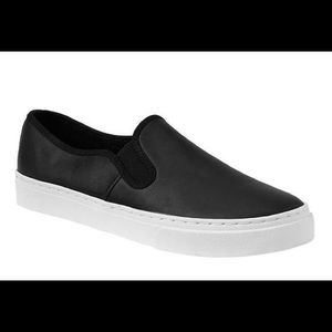 GAP Slip-On Black Leather Sneakers